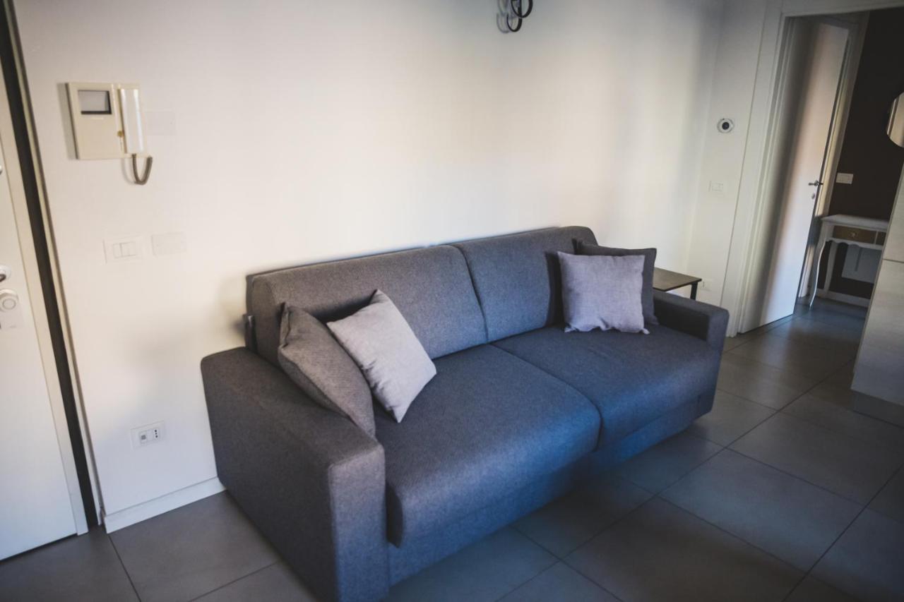 Grey House Pavia Con Box Privato Apartamento Exterior foto