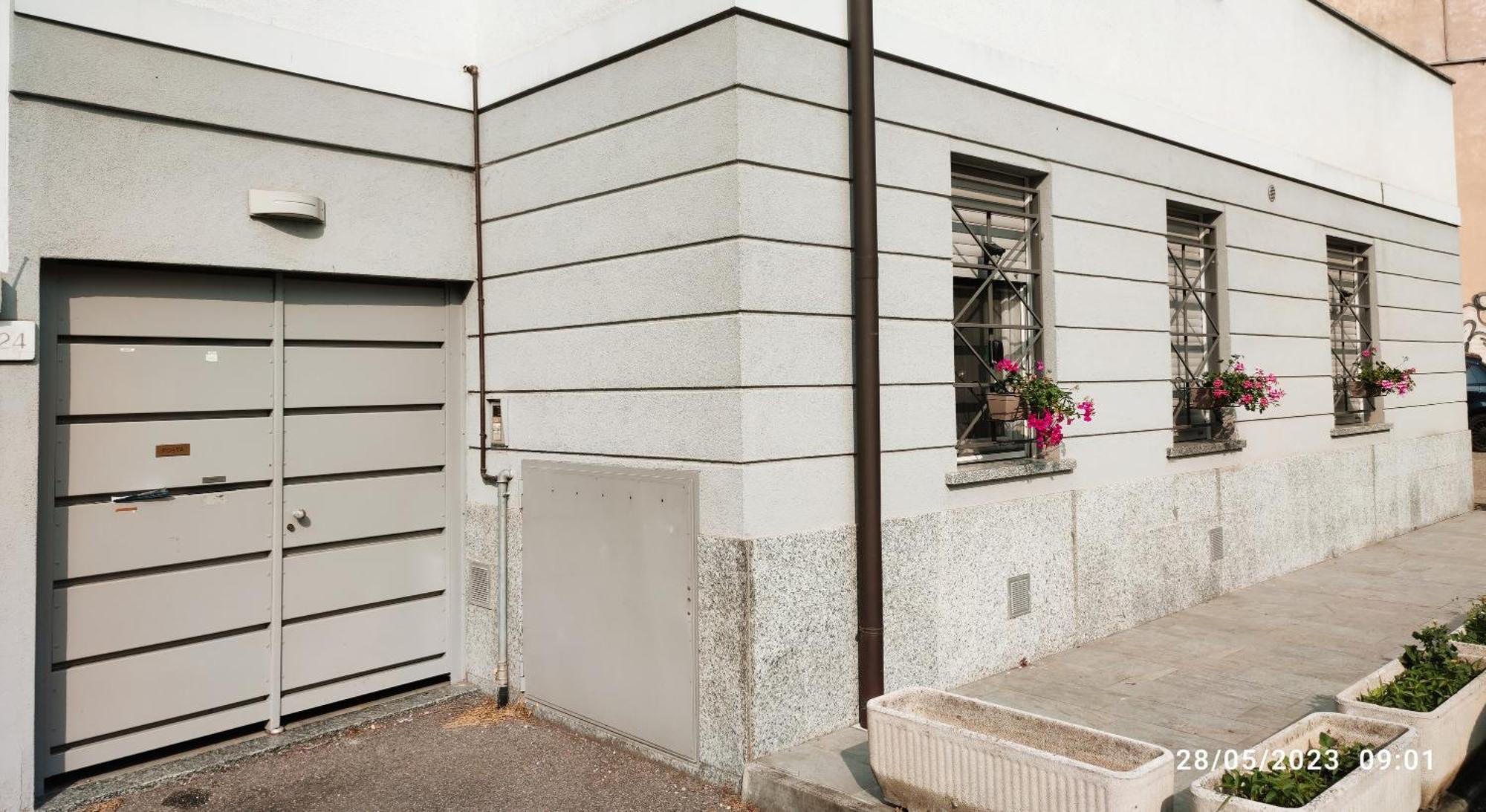 Grey House Pavia Con Box Privato Apartamento Exterior foto